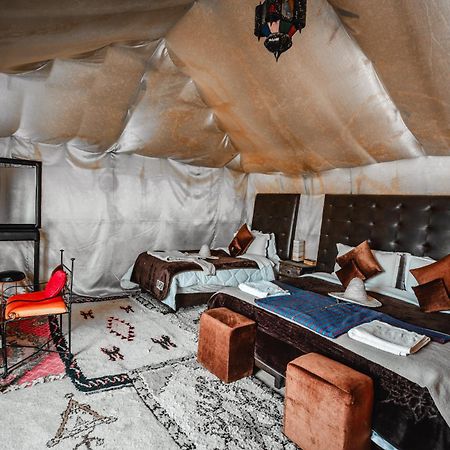 Family Luxury Glamping Ξενοδοχείο Merzouga Εξωτερικό φωτογραφία