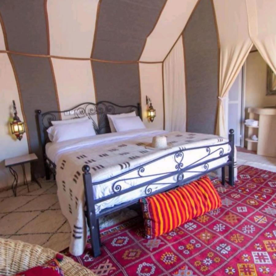 Family Luxury Glamping Ξενοδοχείο Merzouga Εξωτερικό φωτογραφία