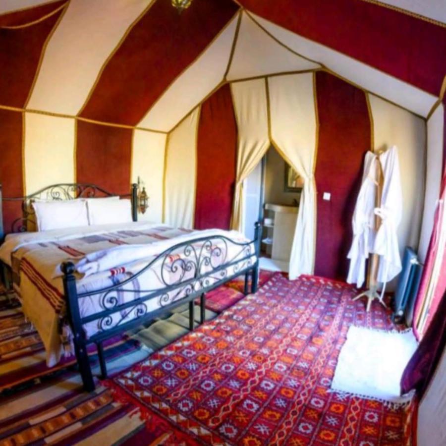 Family Luxury Glamping Ξενοδοχείο Merzouga Εξωτερικό φωτογραφία