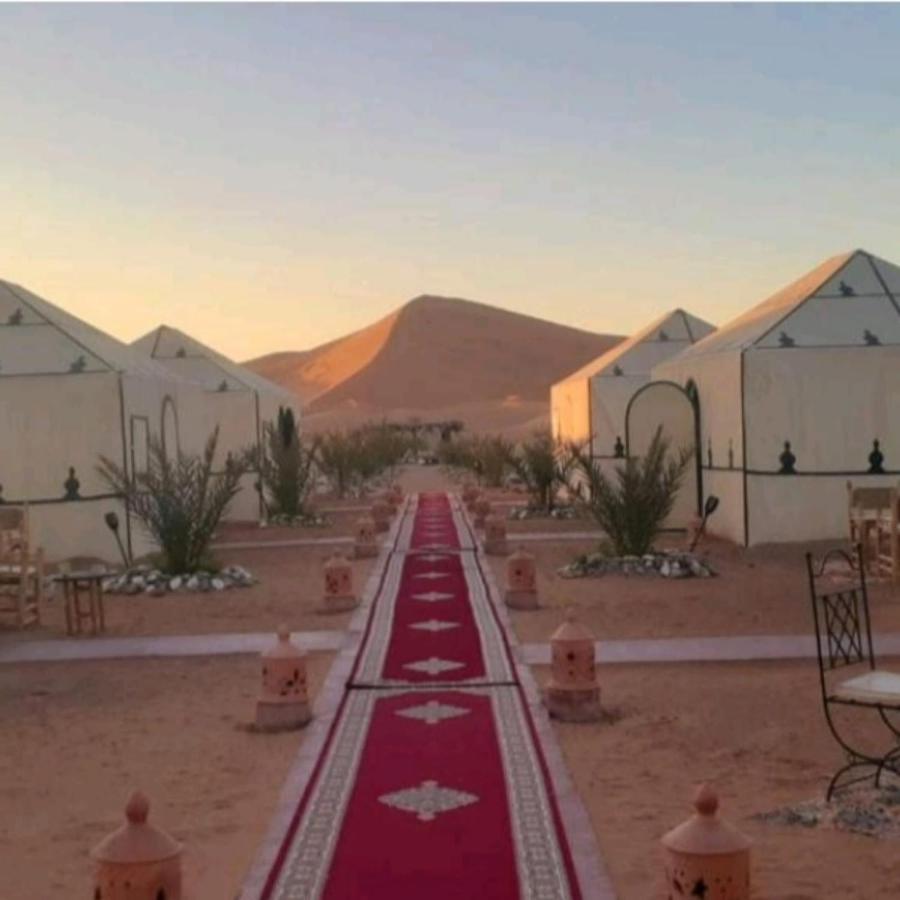 Family Luxury Glamping Ξενοδοχείο Merzouga Εξωτερικό φωτογραφία