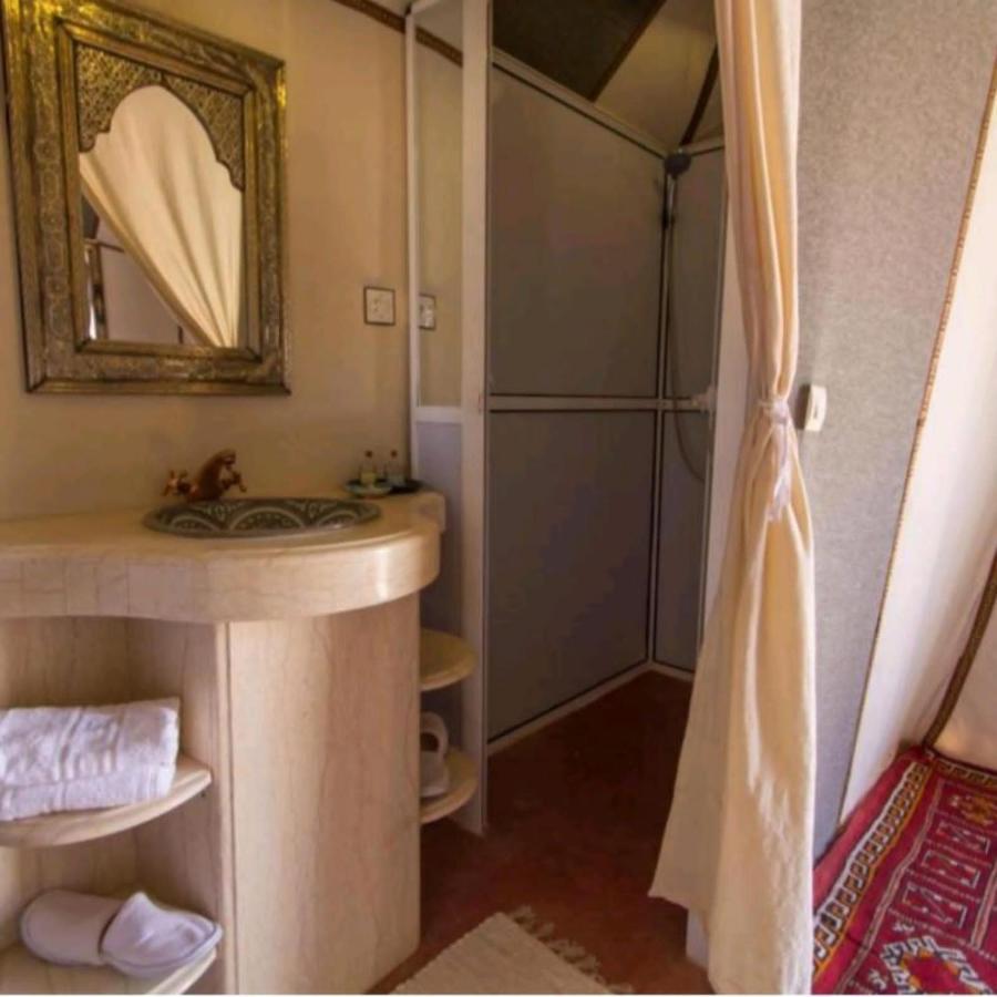 Family Luxury Glamping Ξενοδοχείο Merzouga Εξωτερικό φωτογραφία