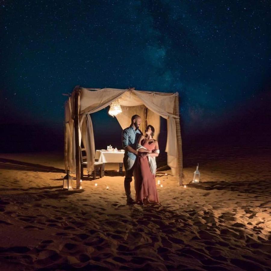 Family Luxury Glamping Ξενοδοχείο Merzouga Εξωτερικό φωτογραφία