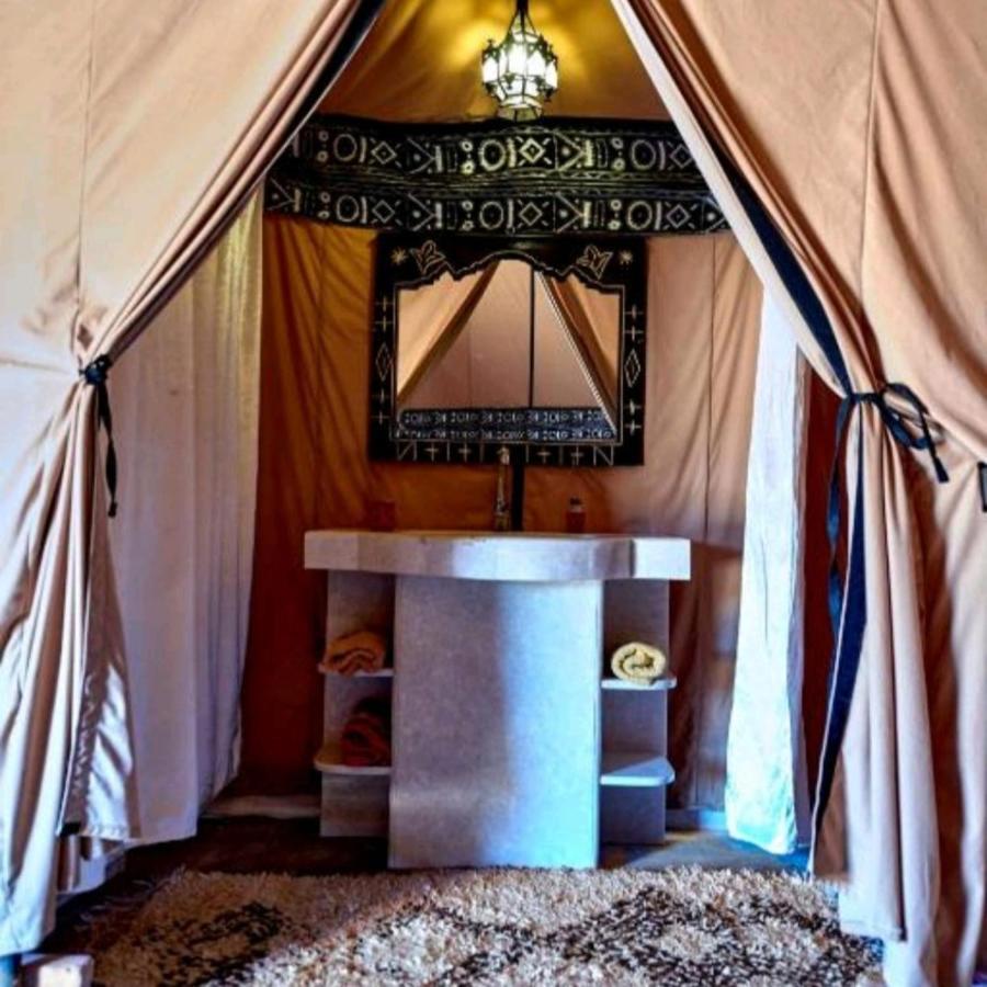 Family Luxury Glamping Ξενοδοχείο Merzouga Εξωτερικό φωτογραφία
